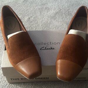 NWOT Clarks loafers